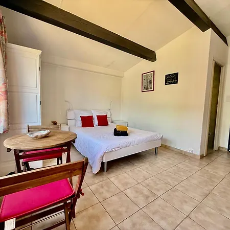 Maison 3 Pieces Hébergement de vacances Villeneuve-Loubet